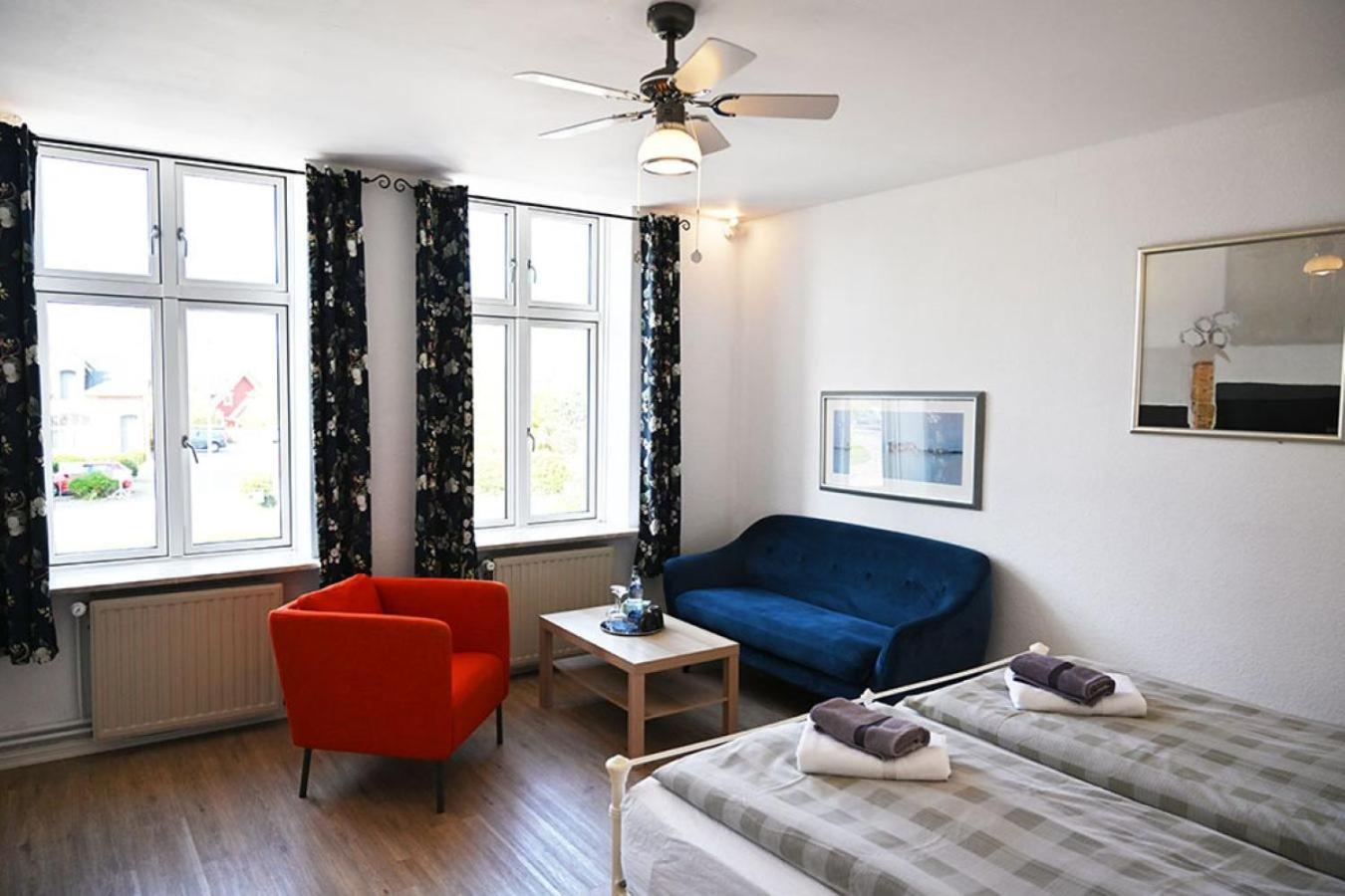 Nordfriesisches Haus Hotel Toenning Luaran gambar